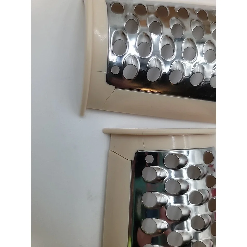 Manual Rotary Cheese Vegetable Grater Shredder Suction Base & 12 Blades Beige